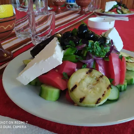 Szálloda Famili Barba Yani