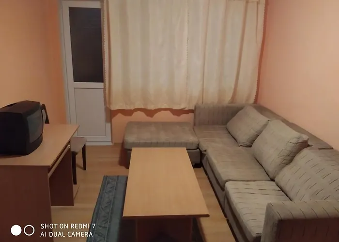 Famili Barba Yani فندق غولدن ساندز