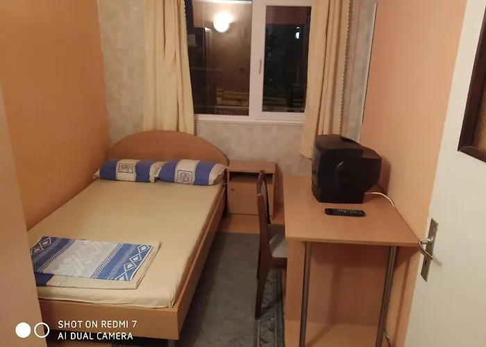 Famili Barba Yani فندق