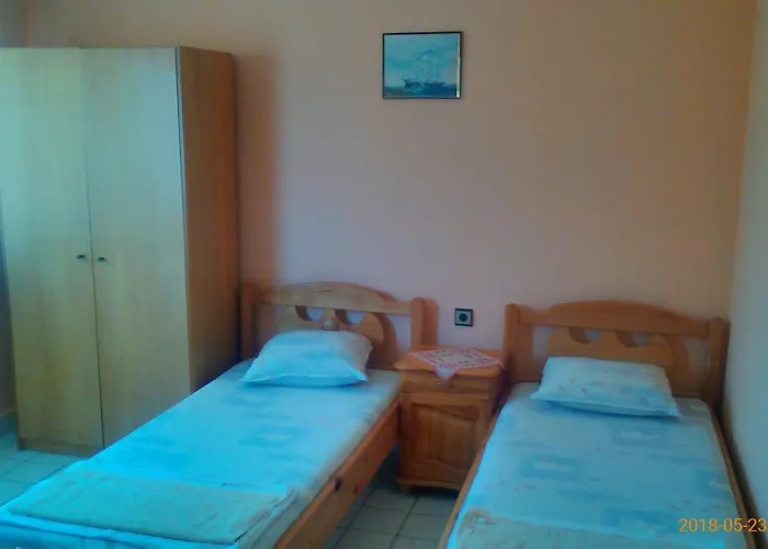 Famili Barba Yani * غولدن ساندز