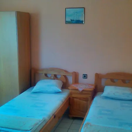 Famili Barba Yani * גולדן סנדס