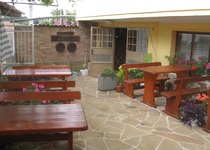 Hotel Famili Barba Yani